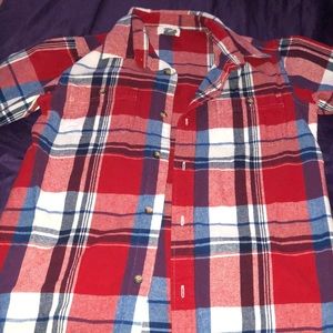 Who doesn't love plaid? 😍😍